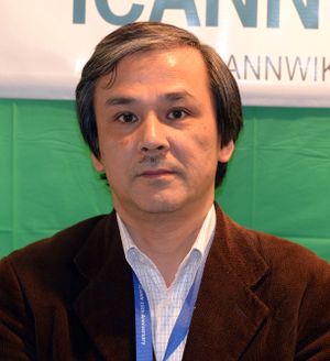 MotoyukiSano-Portrait.jpg